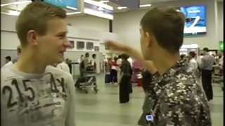 Paznicul filmează un ...